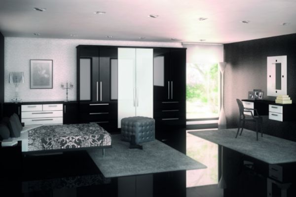 ecf-phoenix-hg-black-white6670E1BB-39DB-02A9-107E-27DA2E261EDF.jpg