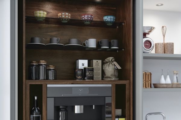 aurora_cameo-dresser-rgb-small7A933277-D3C4-3693-02CE-27ECC0665F37.jpg